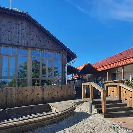Arpad Nyaralohaz Tatil Evi