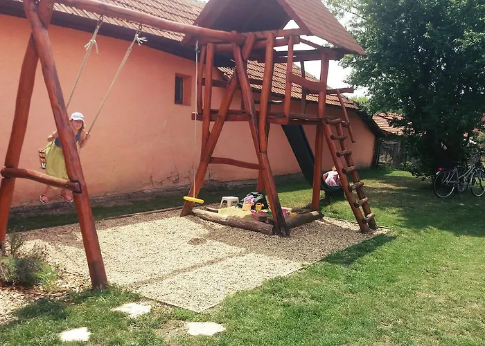 Arpad Nyaralohaz Tatil Evi